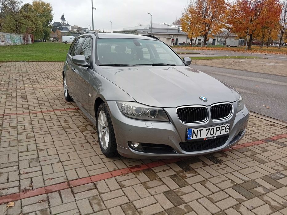 BMW Seria 3 2010 — imagine 2
