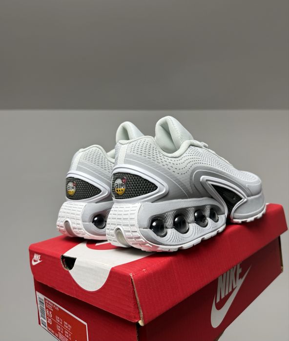 Nike Air Max DN Light Grey