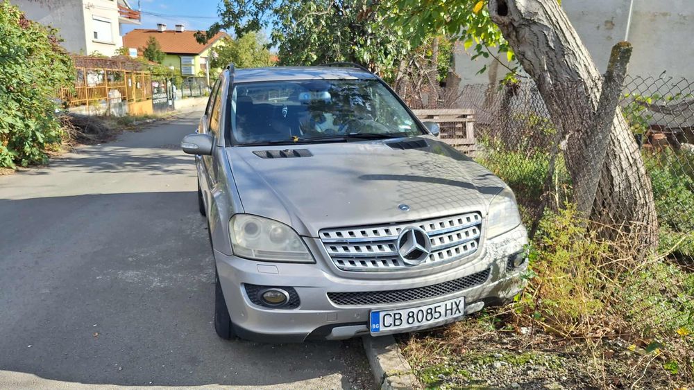 Продавам Джип Mercedes ML 320