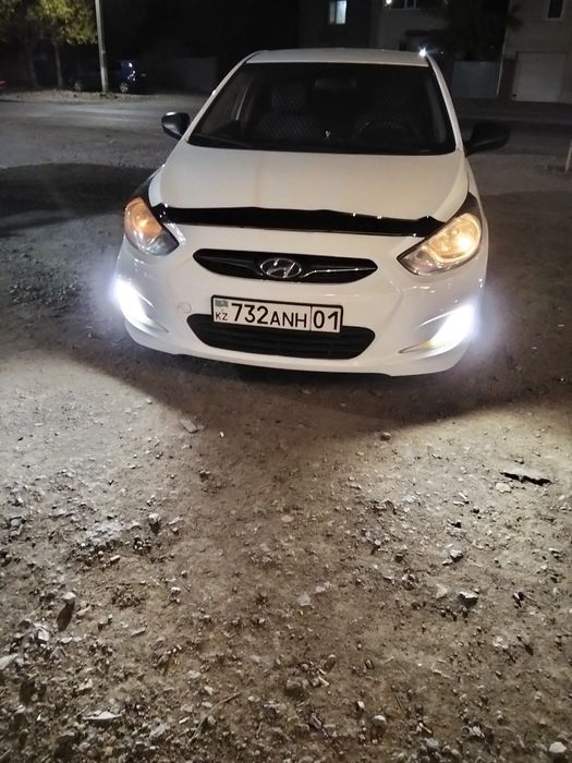 Хондаи Акцент находу