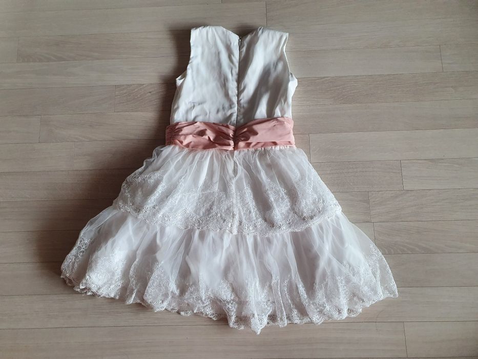 Официална рокля за дете