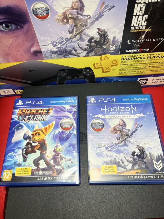 Ps4 и руль в хорошем состояний