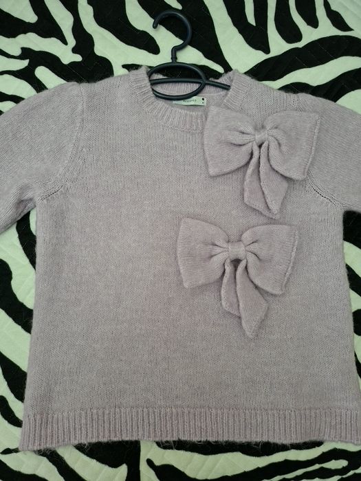 Pulover cu funde violet