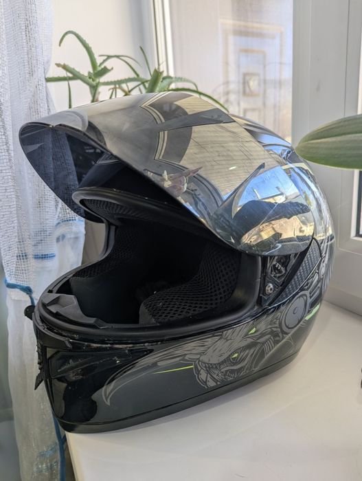 Полуспортивный Мотошлем