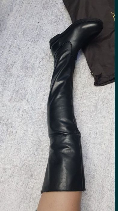 Piele  naturală        .