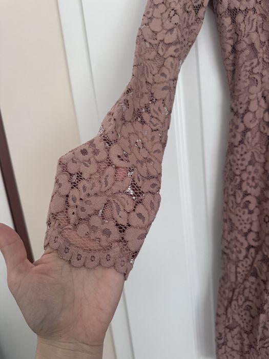 Рокля с дантела HM premium