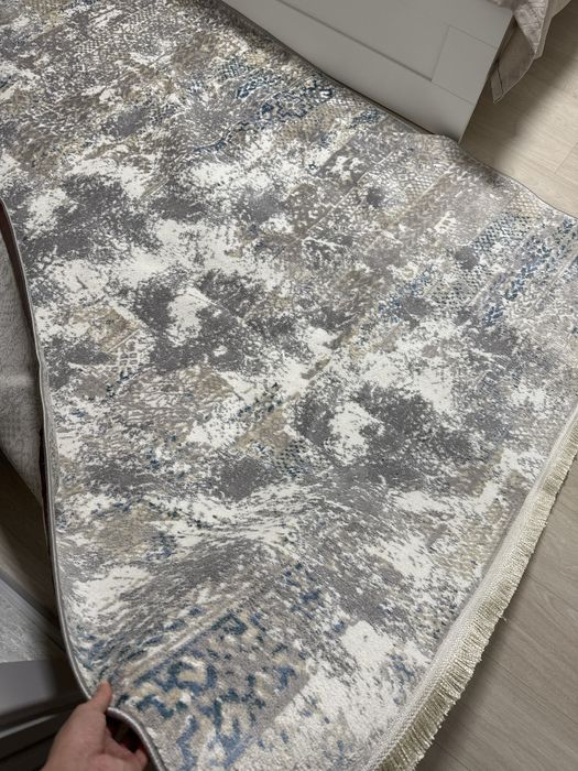 Продам новый ковер