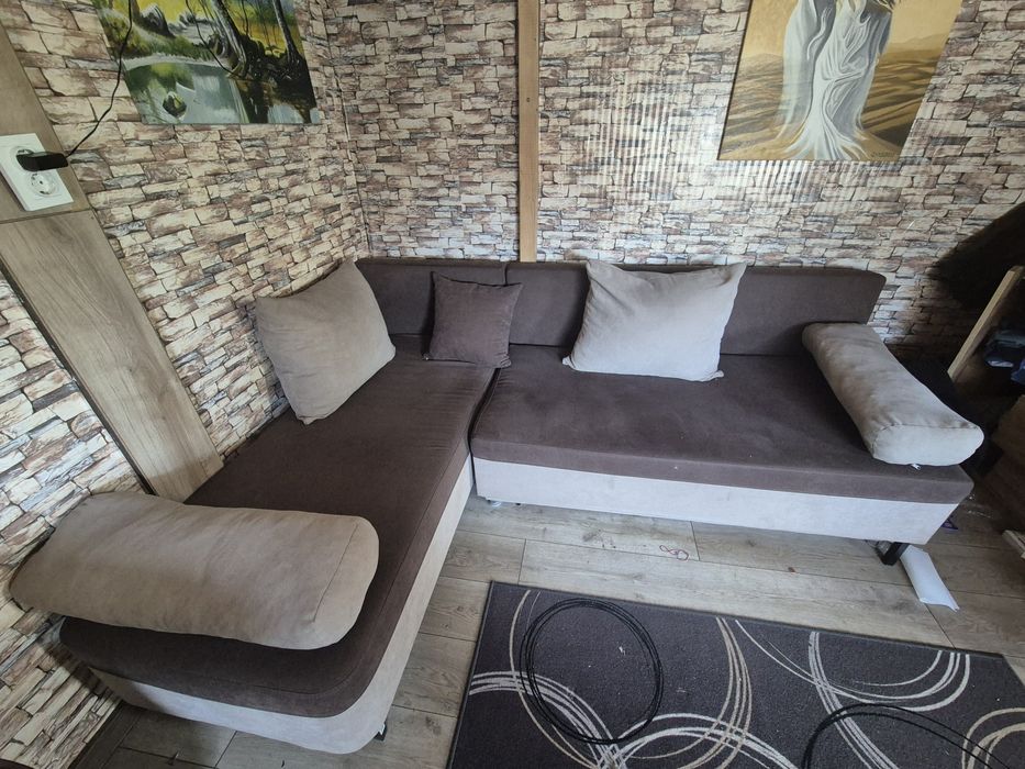 Ъглов разтегателен диван