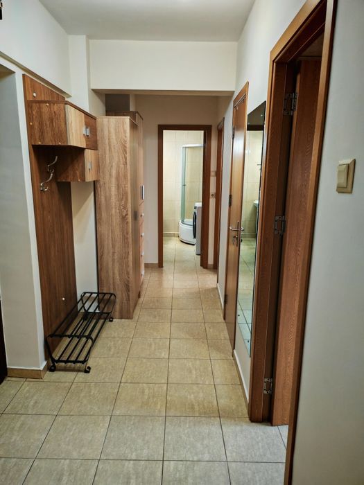 Închiriez apartament 2 camere ultracentral