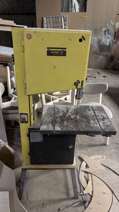 Ленточная пила станок