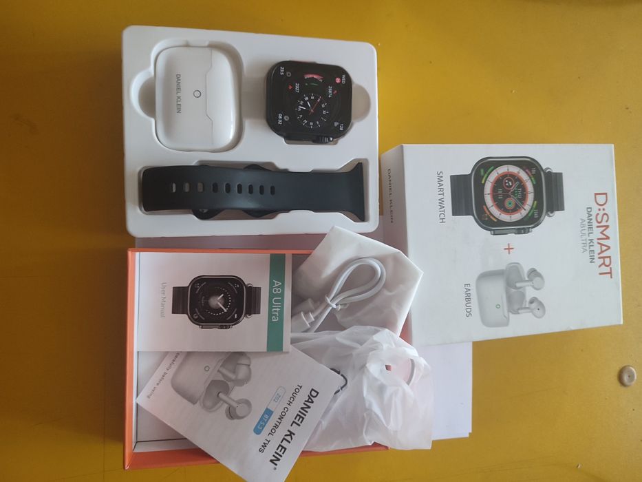 Vand 2 Smar Watch si casti bluetoot