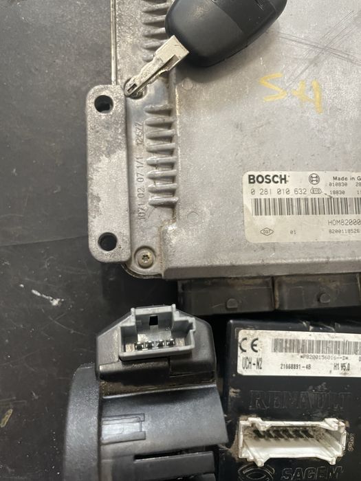 Calculator Ecu Opel Vivaro 2003 1.9CDTI
