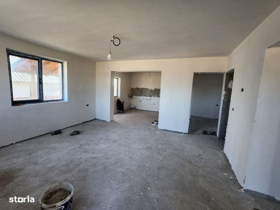 Comision 0% Casa noua pe varivata Margineni - Hemeiusi