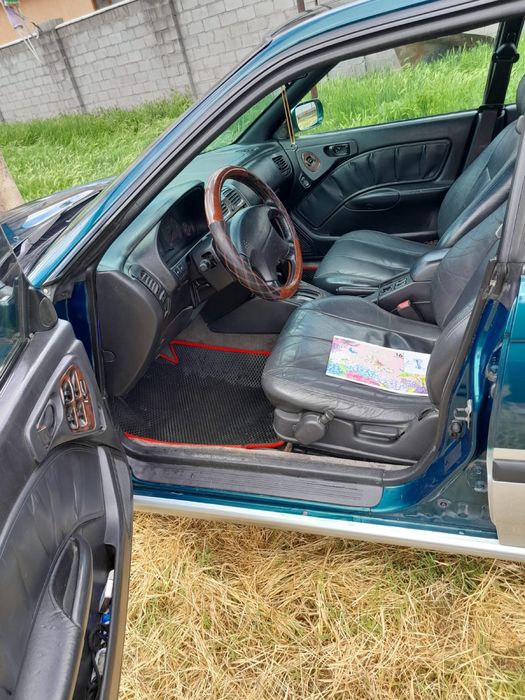 продам машина 1998год