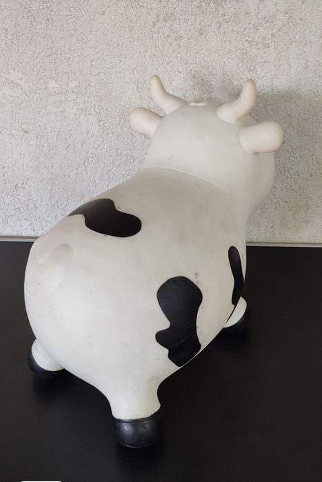 jucarie vacuta  gonflabila balon vaca copii baieti fete 4 5 6 ani