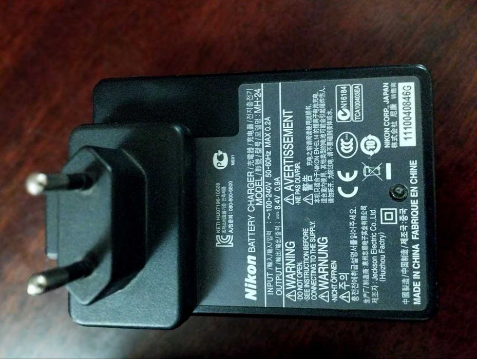 Фотоаппарат nikon 3100 Made in Thailand