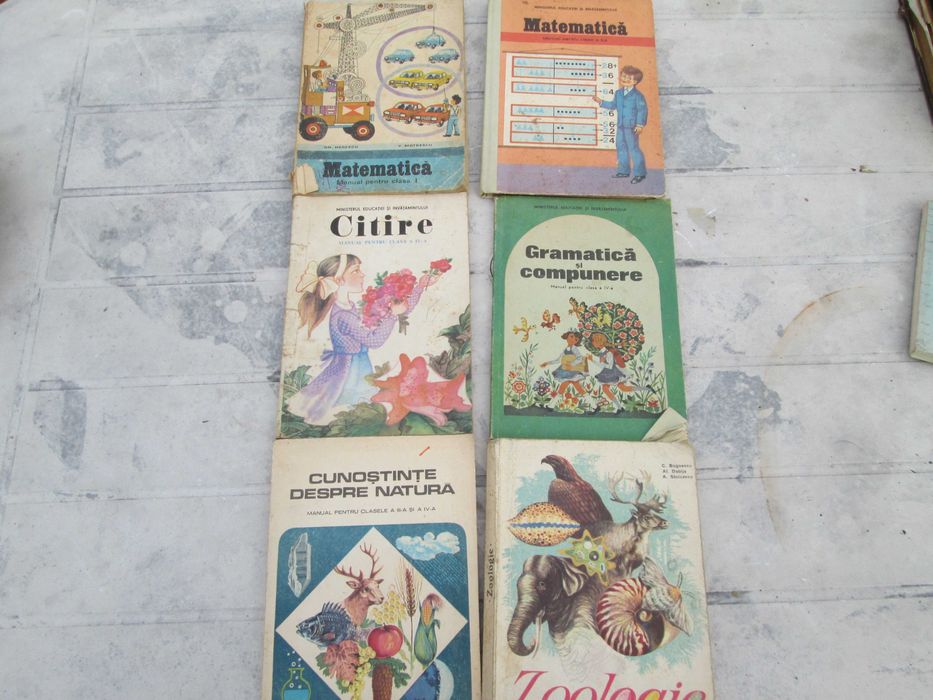 Manuale scolare din anii 70 -80