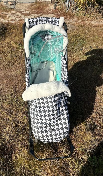 Продам каляску Ника-зима