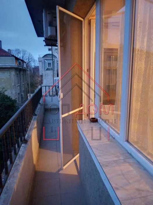 Дава се под наем Тристаен апартамент в Варна, Център - 60 кв.м за 612 € - Снимка #10