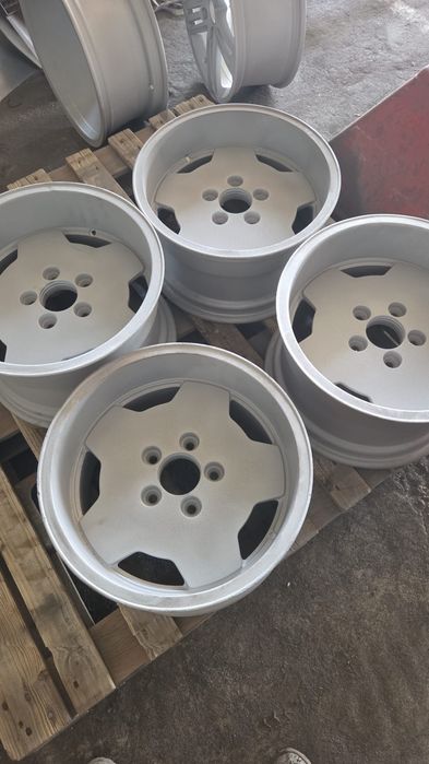 RH Topline r16 bmw