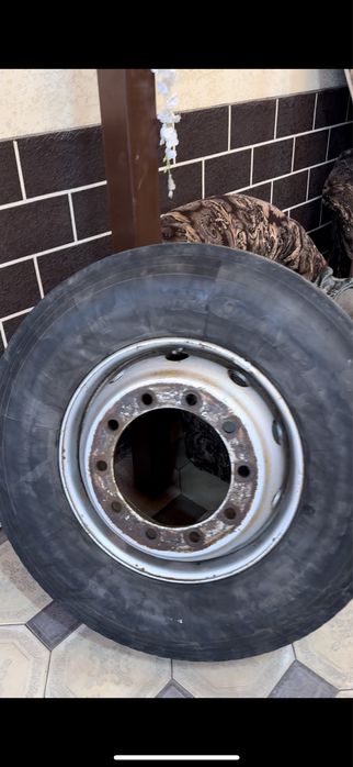 295/80/22.5 Резины с дисками