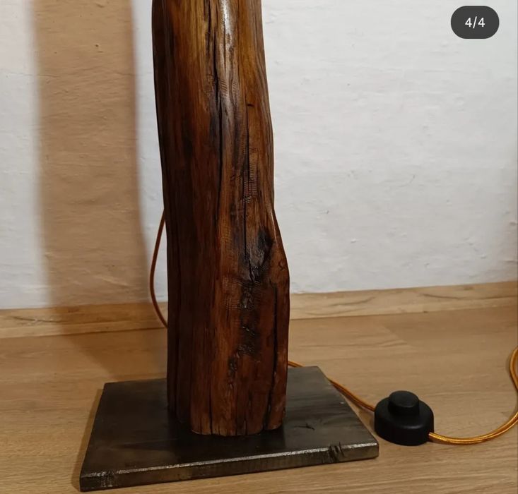 Lampadar lemn masiv unicat