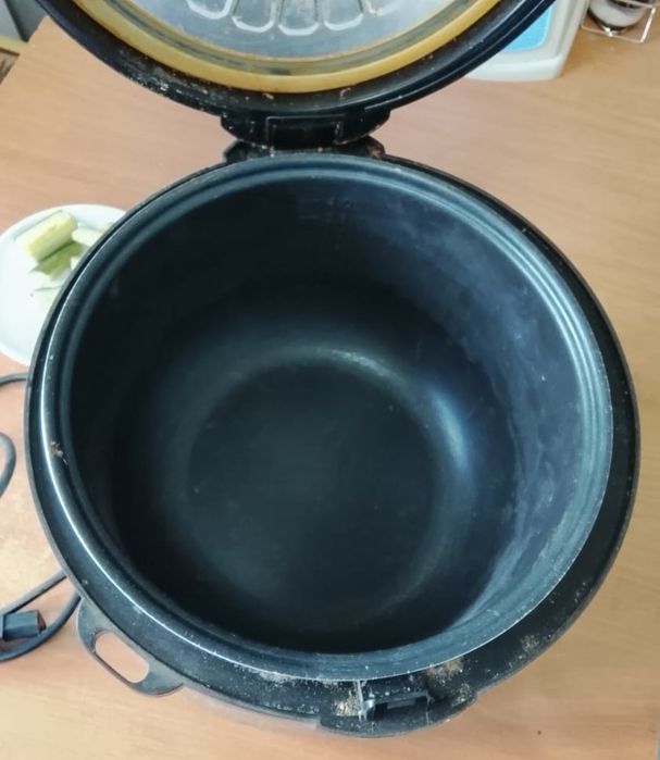 Продам мультиварку