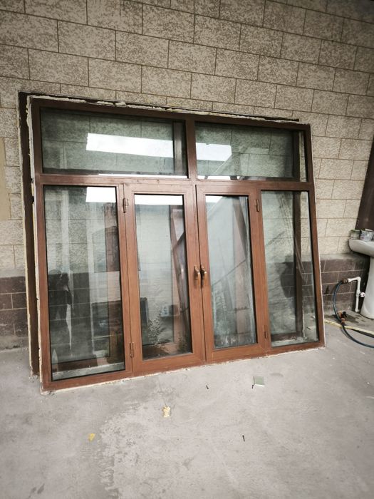 Ромлар эшиклар срочно сотилади