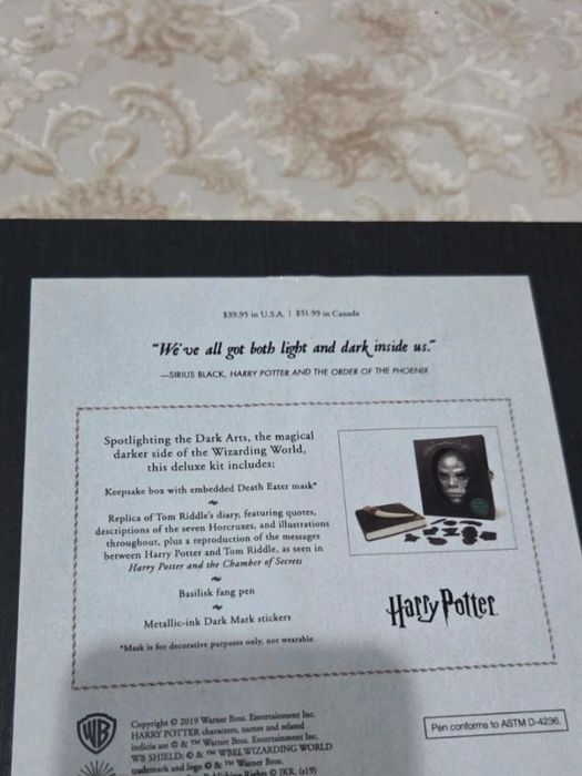 Agenda cu pix si masca Harry Potter