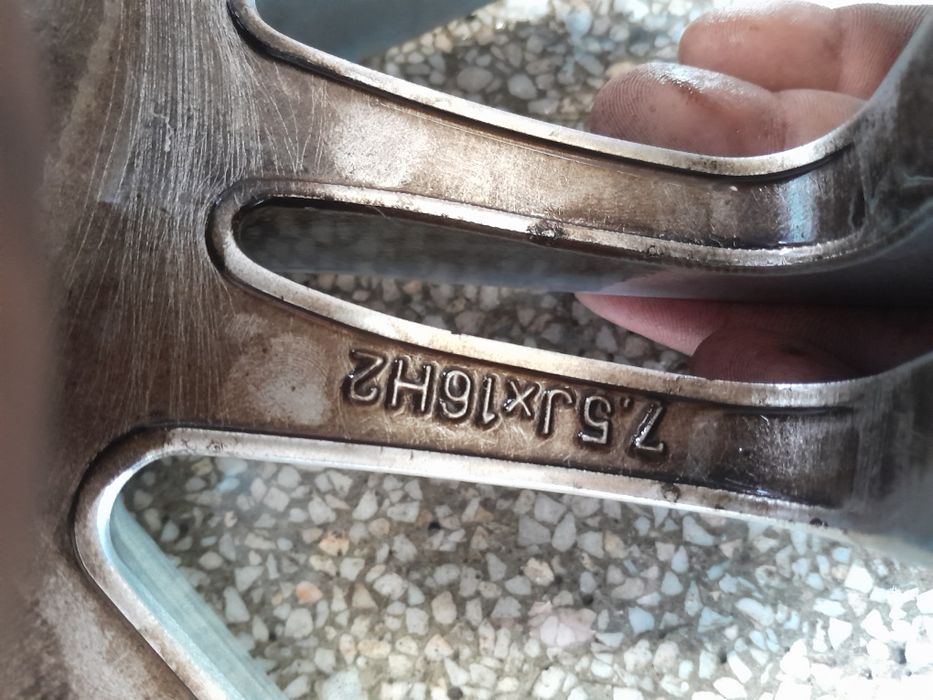 Джанти 5х120 16" ет35 RH