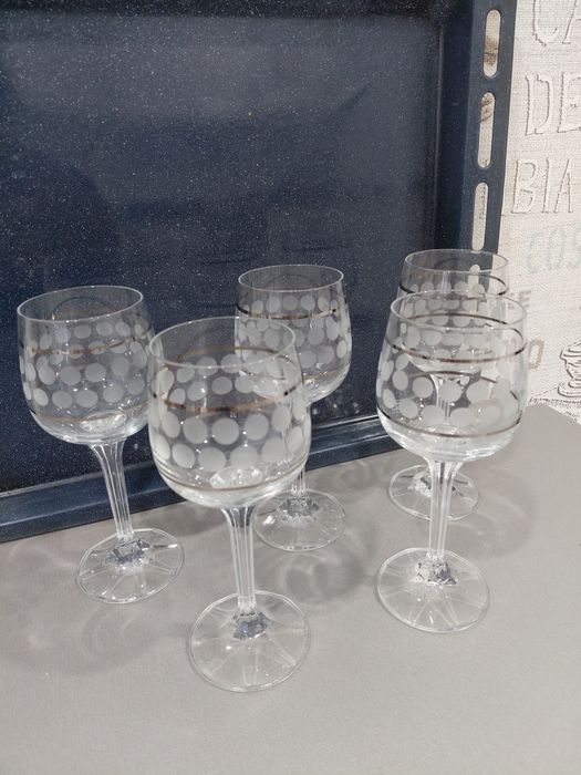 Фужеры для вина.