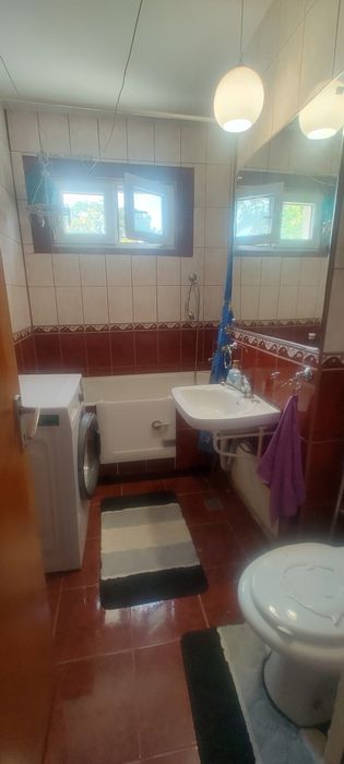 Apartament de închiriat cu 3 camere