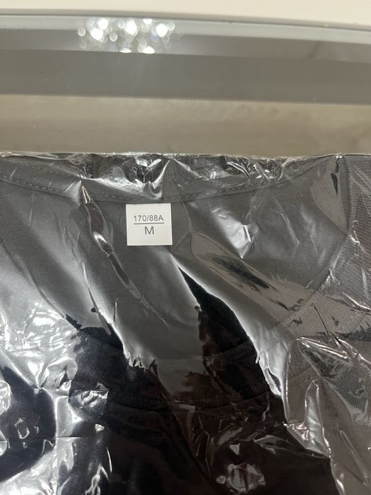 Продам футболки Calvin Klein