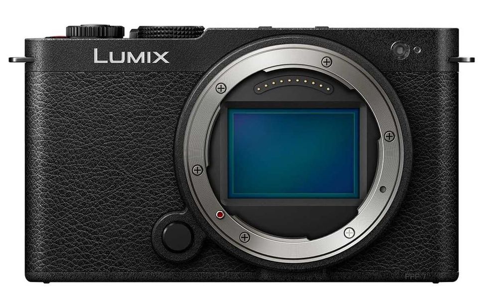 Фотоапарат Panasonic Lumix S9 Full-frame камера