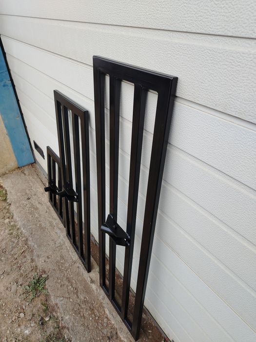 Nivela, grebla, pamant-nisip gazon