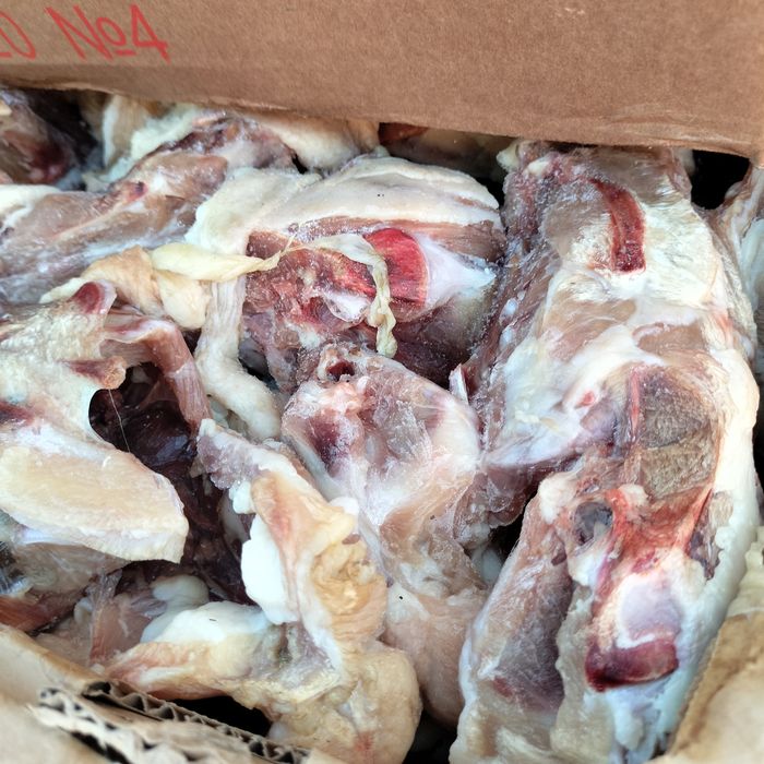 Продам куринных спинок для собак и кошек