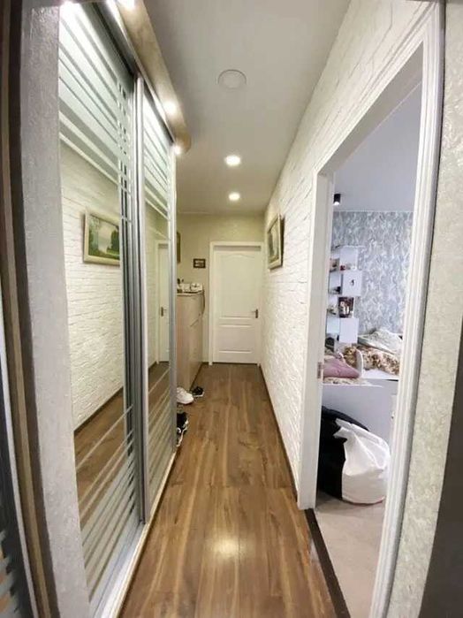 Дава се под наем Тристаен апартамент в София, Зона Б-18 - 90 кв.м за 663 € - Снимка #5