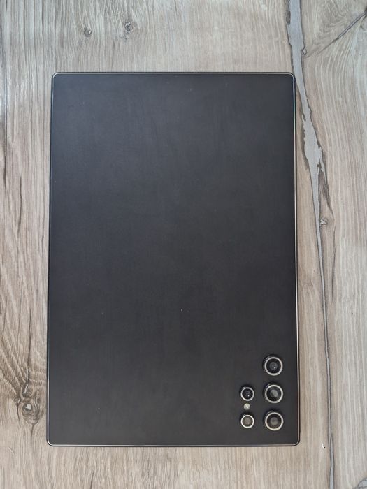 Продаю планшет цвет чёрный