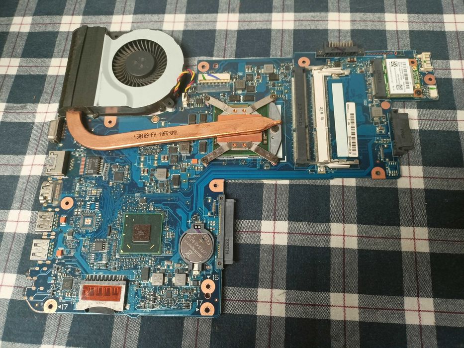 Elemente Toshiba Satellite C850 C855 C850D
