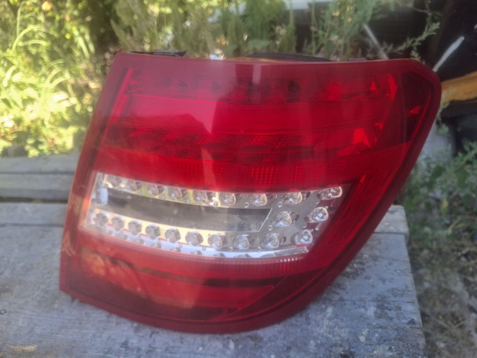 Десен стоп Mercedes W204