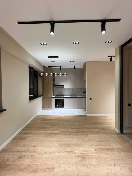 С октября Сдаётся 2-комн ЖК Grand city, рисовый базар, 43 м²