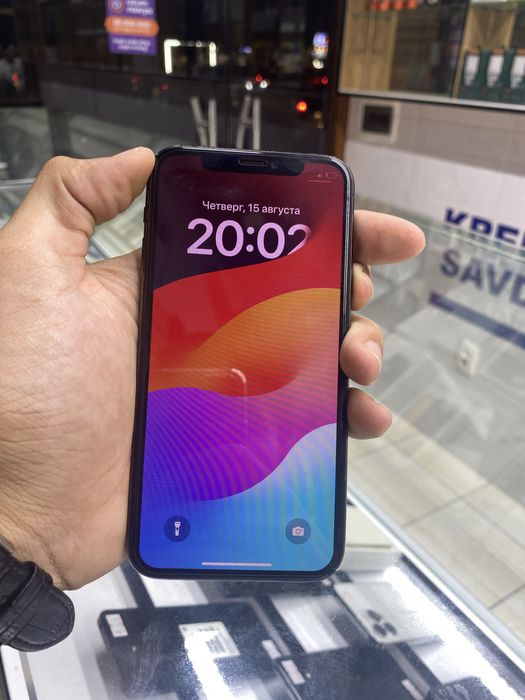 iphone 11 pro 64/72%