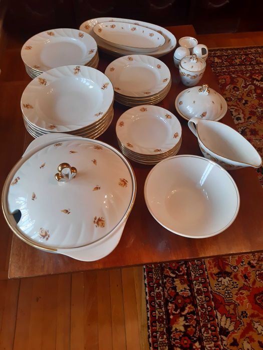 Столовый сервиз на 6 персон, новый, Россия