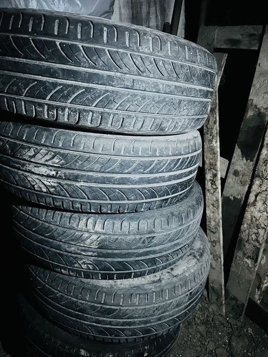 Бу резина 215/65/16