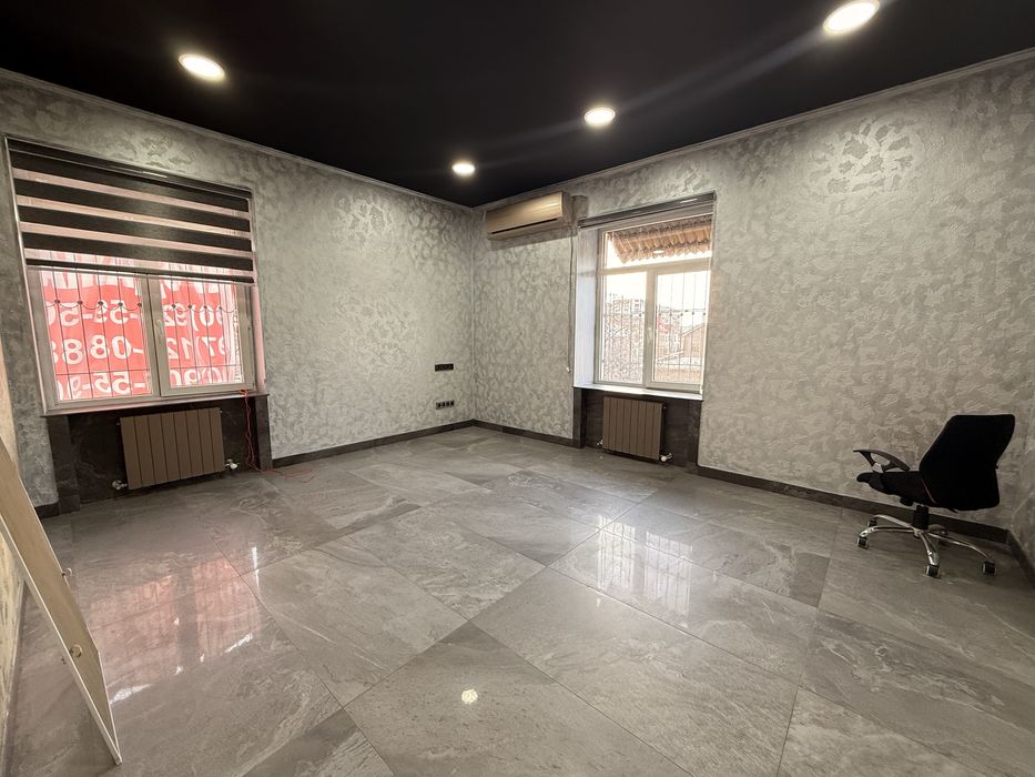 Продается шота руставели 4 х ком голден хаус