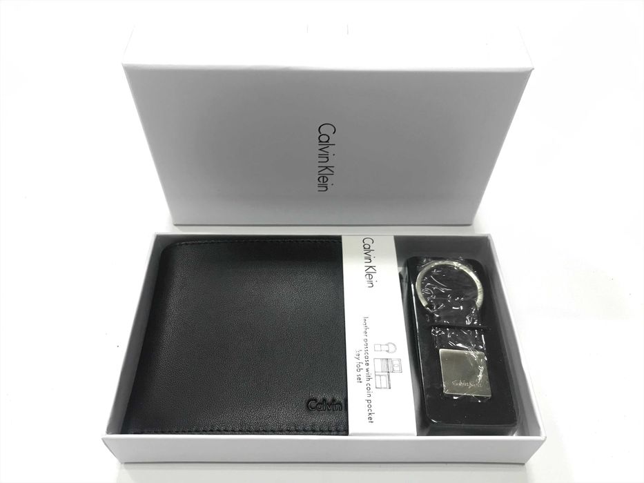 Мъжки подаръчен комплект портфейл Calvin Klein 002 !