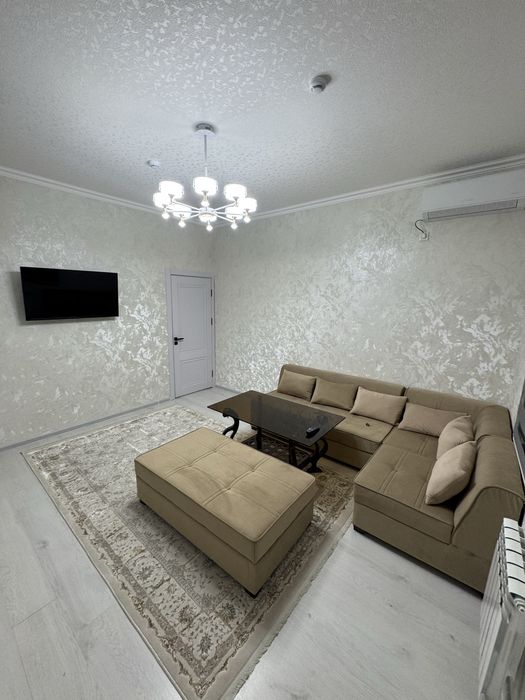 Toshkent Land haus O’rizor Bozor 16/12/2xona 65kv  Makler Yo’q