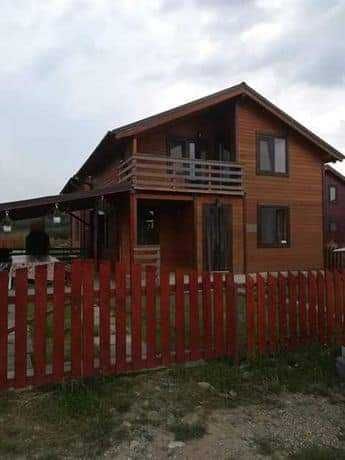 Cabana Tudor baile figa libera de revelion