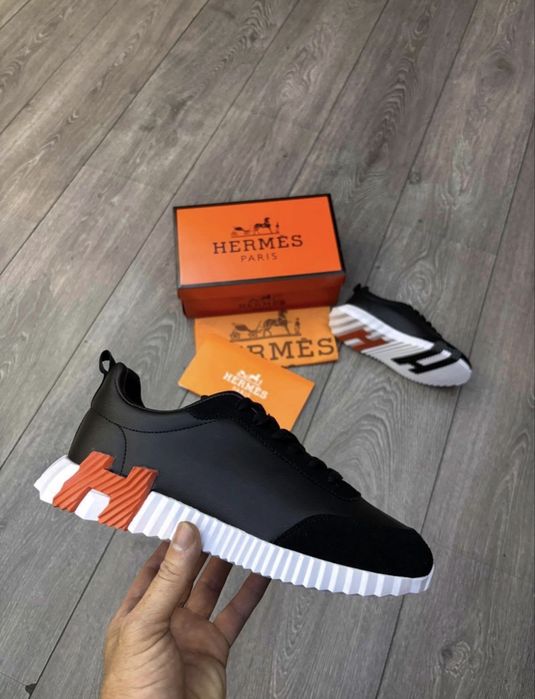 Adidasi Hermes Bouncing Black White Orange