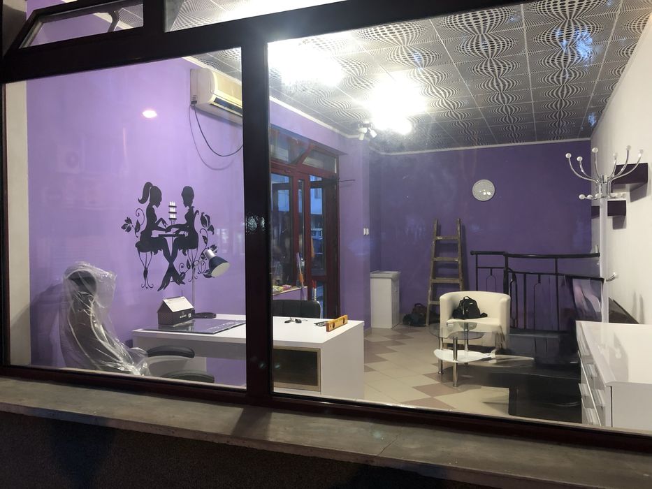 Давам под наем помещение